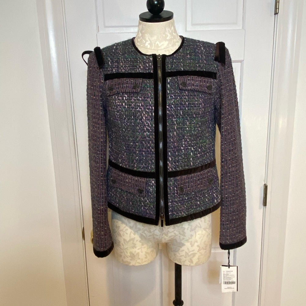 Chanel-style jacket, trimmed in precious velvet ribbon. Zip front/moto vibe.